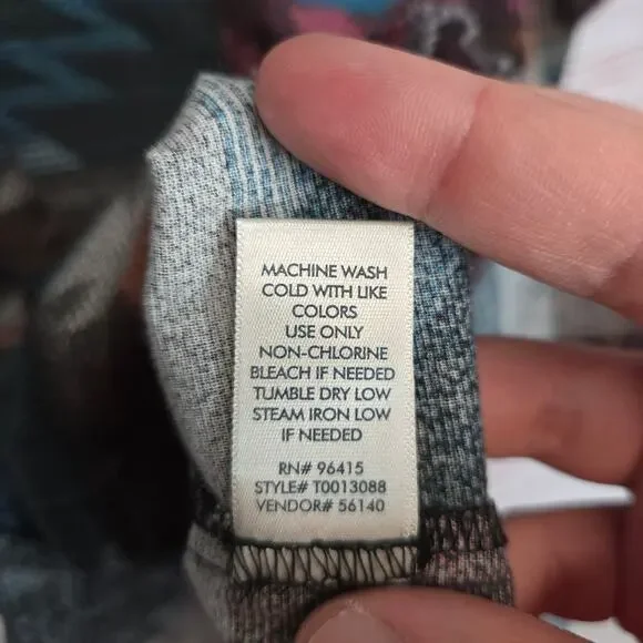 BKE Womens Buckle Plaid Boyfriend Shirt S Multi Aztec Print Button Granola Girl - Picture 6 of 10